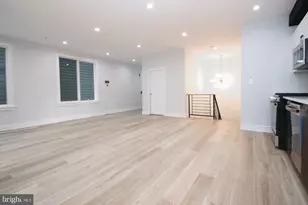 810 N Uber St, Philadelphia, PA 19130 - Photo 11