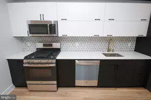 810 N Uber St, Philadelphia, PA 19130 - Photo 9