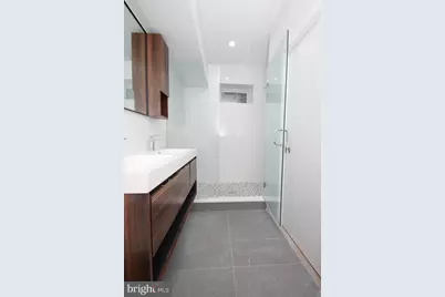 810 N Uber Street #2, Philadelphia, PA 19130 - Photo 31