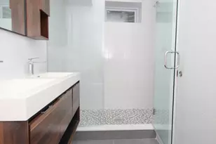 810 N Uber St, Philadelphia, PA 19130 - Photo 31