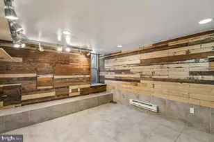 2222 Watkins St, Philadelphia, PA 19145 - Photo 15