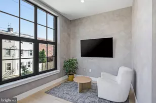 209 E Wildey St, Philadelphia, PA 19125 - Photo 9