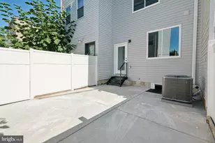 922 W Susquehanna Ave, Philadelphia, PA 19122 - Photo 13
