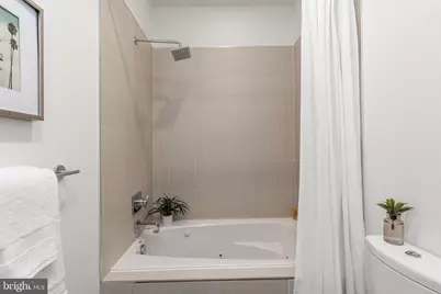 752 S Hicks Street, Philadelphia, PA 19146 - Photo 33