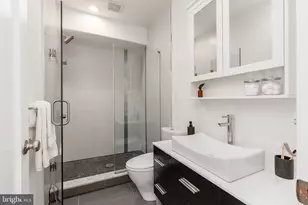 752 S Hicks St, Philadelphia, PA 19146 - Photo 23