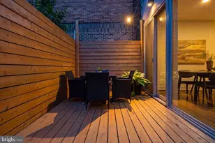 752 S Hicks St, Philadelphia, PA 19146 - Photo 9