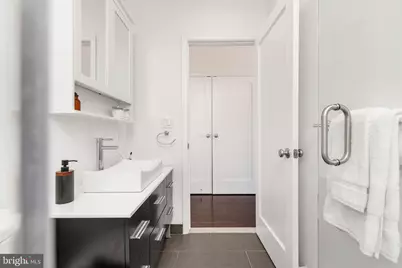 752 S Hicks Street, Philadelphia, PA 19146 - Photo 25