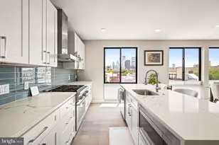 716 N 15th St, Philadelphia, PA 19130 - Photo 3