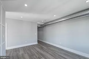 526 Brown St, Philadelphia, PA 19123 - Photo 9