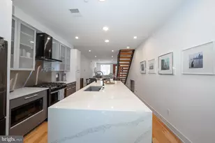 2228 Sears St, Philadelphia, PA 19146 - Photo 9