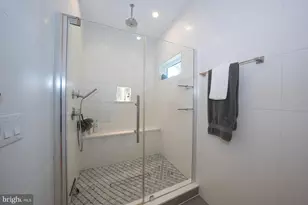 2228 Sears St, Philadelphia, PA 19146 - Photo 15
