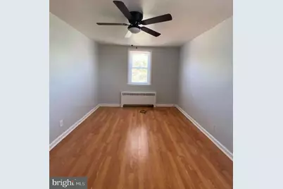 1003 Fanshawe Street, Philadelphia, PA 19111 - Photo 11