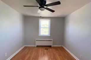 1003 Fanshawe St, Philadelphia, PA 19111 - Photo 11