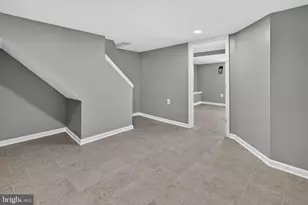 938 Marcella St, Philadelphia, PA 19124 - Photo 33