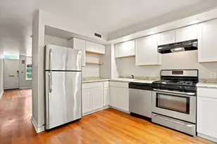 330 Monroe St, Philadelphia, PA 19147 - Photo 11