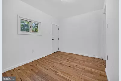 2431 W Sergeant Street, Philadelphia, PA 19132 - Photo 11