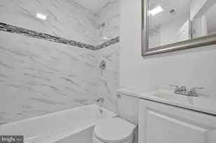 2431 W Sergeant St, Philadelphia, PA 19132 - Photo 15