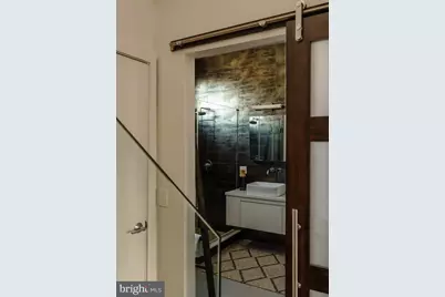 227 W George Street, Philadelphia, PA 19123 - Photo 11