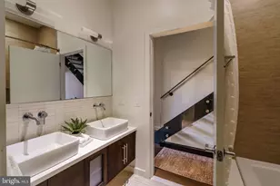 227 W George St, Philadelphia, PA 19123 - Photo 45