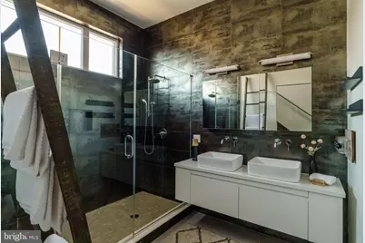 227 W George Street, Philadelphia, PA 19123 - Photo 13