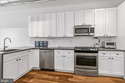 407 Fairmount, Philadelphia, PA 19123 - Photo 13