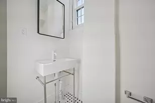 1221 N Franklin St, Philadelphia, PA 19122 - Photo 5