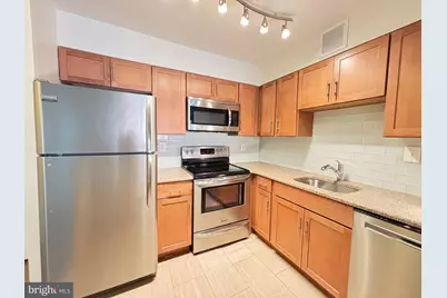 224 W Rittenhouse Square #213, Philadelphia, PA 19103 - Photo 13