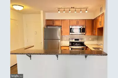224 W Rittenhouse Square #213, Philadelphia, PA 19103 - Photo 17