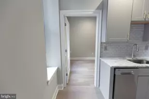 1411-6 Walnut St, Philadelphia, PA 19102 - Photo 17