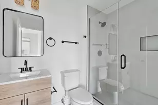 2520 N Front St, Philadelphia, PA 19133 - Photo 3
