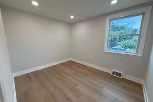7554 Forrest Ave, Philadelphia, PA 19150 - Photo 15
