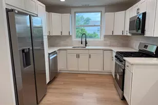 7554 Forrest Ave, Philadelphia, PA 19150 - Photo 9