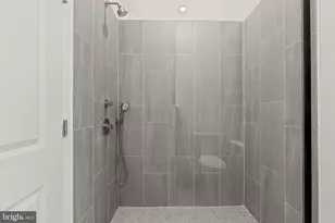 2514 S Bancroft St, Philadelphia, PA 19145 - Photo 25