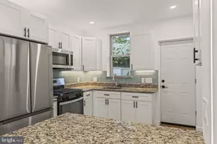 2514 S Bancroft St, Philadelphia, PA 19145 - Photo 9