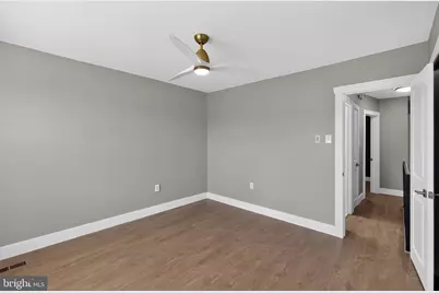 223 Kenilworth Avenue, Philadelphia, PA 19120 - Photo 13
