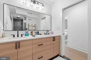 705 S 19th St, Philadelphia, PA 19146 - Photo 17