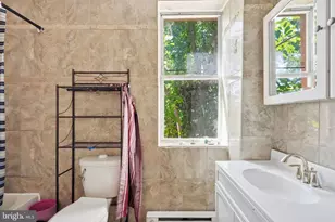 7277 Saybrook Ave, Philadelphia, PA 19142 - Photo 15