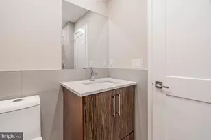 2233 Kimball St, Philadelphia, PA 19146 - Photo 27