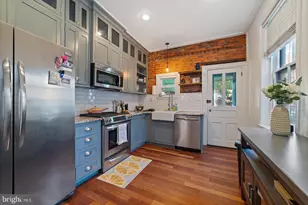1517 E Susquehanna Ave, Philadelphia, PA 19125 - Photo 15