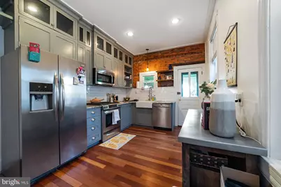 1517 E Susquehanna Avenue, Philadelphia, PA 19125 - Photo 9