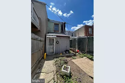 1813 E Hazzard Street, Philadelphia, PA 19125 - Photo 13