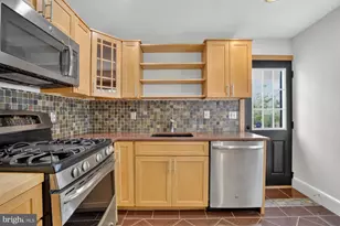 1321 E Susquehanna Ave, Philadelphia, PA 19125 - Photo 17
