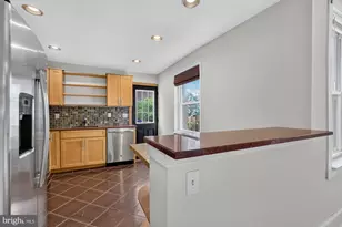 1321 E Susquehanna Ave, Philadelphia, PA 19125 - Photo 15