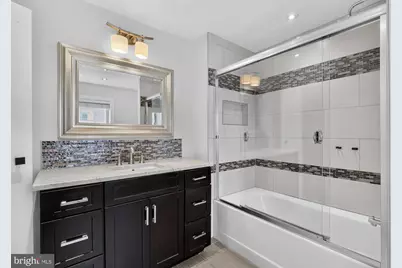 1321 E Susquehanna Avenue, Philadelphia, PA 19125 - Photo 35