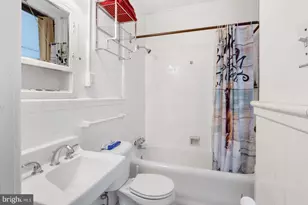 1324 Locust St, Philadelphia, PA 19107 - Photo 7