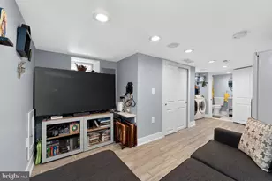 2235 Cedar St, Philadelphia, PA 19125 - Photo 27