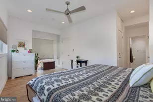 301 Brown St, Philadelphia, PA 19123 - Photo 17