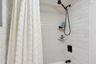 211 Christian St, Philadelphia, PA 19147 - Photo 17