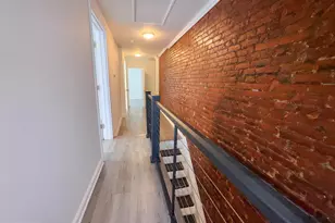 2050 Reed St, Philadelphia, PA 19146 - Photo 13