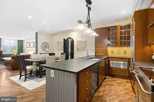 313 N 3rd St, Philadelphia, PA 19106 - Photo 3